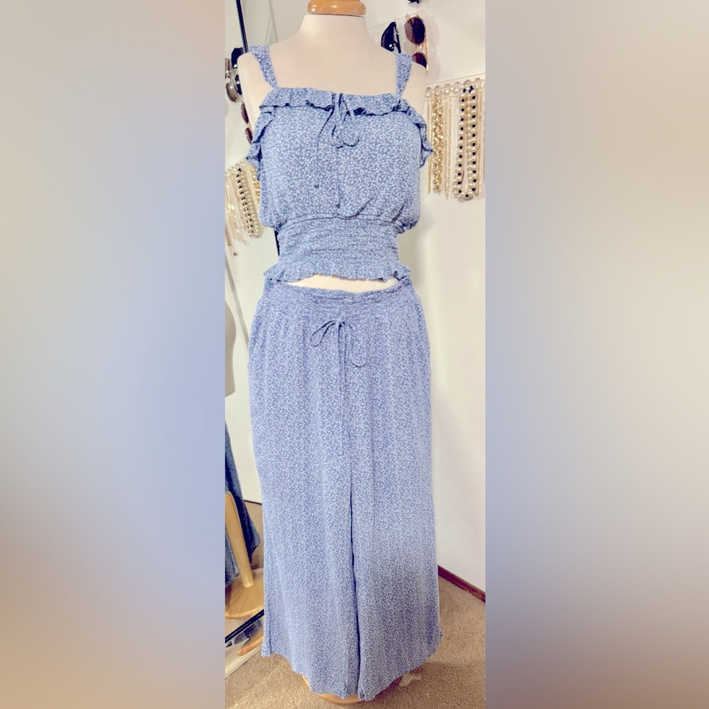 Paper Crane Blue Textured Two-Piece Set